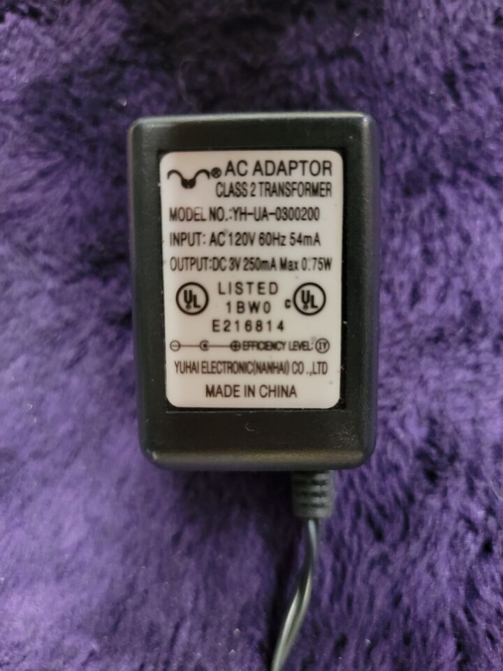 *Brand NEW*Yuhai Electronic 3V 250mA 0.75W AC Adaptor Class 2 Transformer Model YH-UA030020 POWER Supply